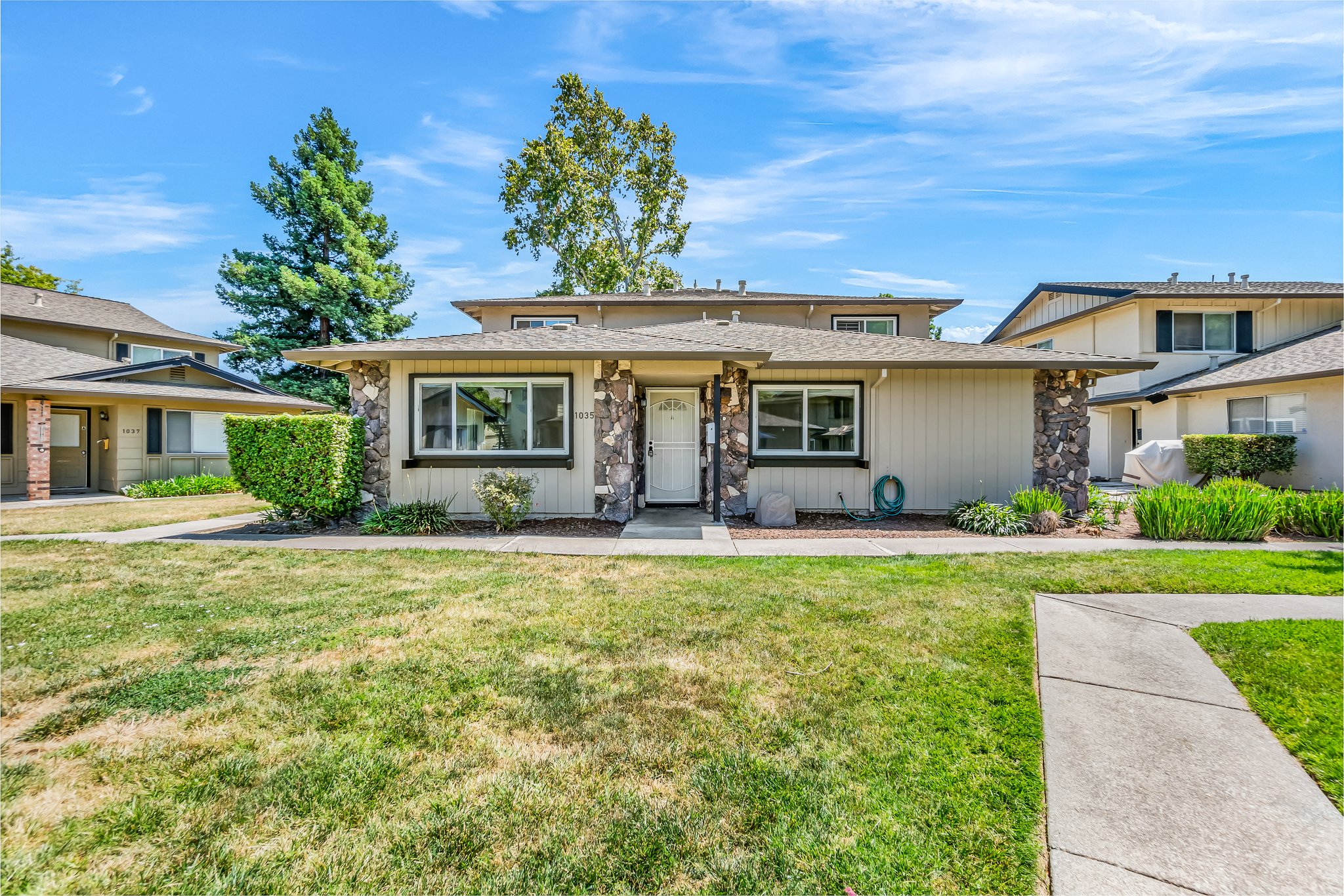 1035 Mohr Lane - 1
